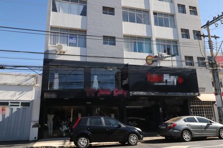 Plaquinha de apartamento para alugar com 1 quarto, 50m² em Centro, Uberlândia