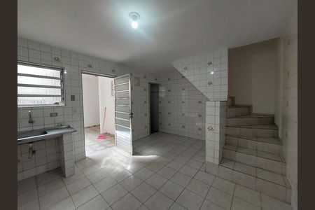 Sala/Cozinha de casa para alugar com 1 quarto, 40m² em Jardim São Luís, São Paulo