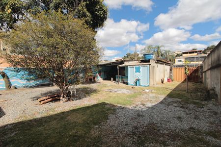 Casa para alugar com 170m², 3 quartos e 6 vagasQuintal