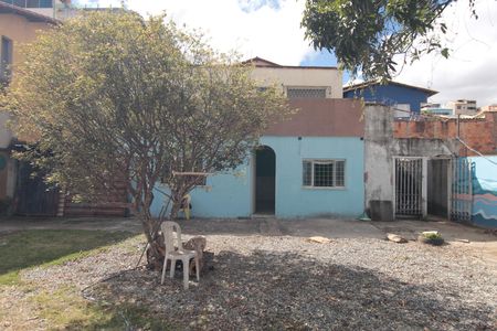 Casa para alugar com 170m², 3 quartos e 6 vagasQuintal