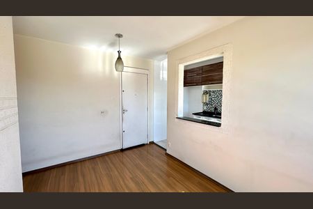 Sala de apartamento para alugar com 2 quartos, 48m² em Ponte Grande, Guarulhos