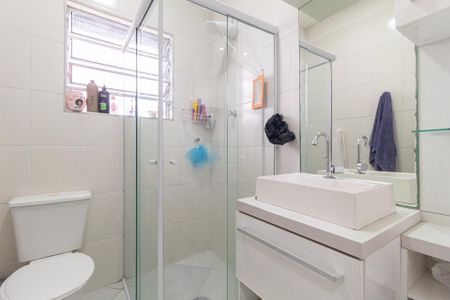 Casa à venda com 125m², 3 quartos e 2 vagas Casa à venda com 125m², 3 quartos e 2 vagasBanheiro