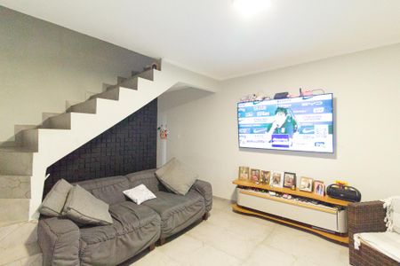 Casa à venda com 125m², 3 quartos e 2 vagas Casa à venda com 125m², 3 quartos e 2 vagasSala