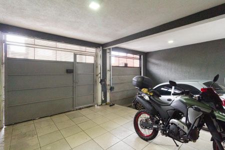Garagem de casa à venda com 3 quartos, 125m² em Jardim D’abril, Osasco