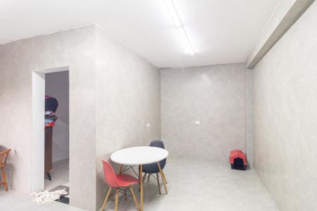Casa à venda com 125m², 3 quartos e 2 vagas Casa à venda com 125m², 3 quartos e 2 vagasCozinha