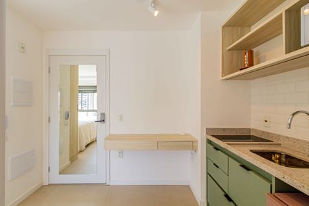 Cozinha de kitnet/studio para alugar com 1 quarto, 22m² em Perdizes, São Paulo