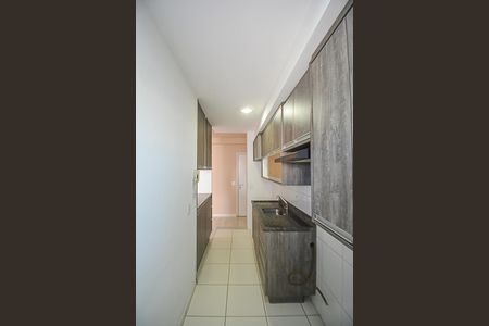 Apartamento à venda com 54m², 2 quartos e 1 vaga Apartamento à venda com 54m², 2 quartos e 1 vagaCozinha e Área de Serviço