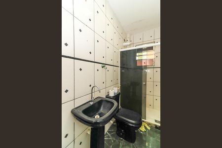 Apartamento para alugar com 60m², 2 quartos e sem vaga Apartamento para alugar com 60m², 2 quartos e sem vagaBanheiro social