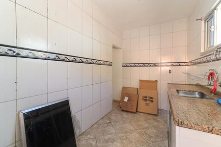 Cozinha de apartamento para alugar com 2 quartos, 60m² em Realengo, Rio de Janeiro