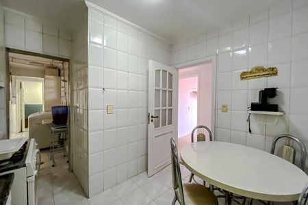 Cozinha de apartamento para alugar com 3 quartos, 105m² em Perdizes, São Paulo