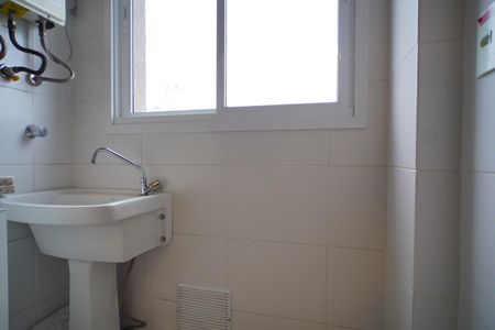 Área de serviço  de apartamento para alugar com 2 quartos, 58m² em Bom Jesus, Porto Alegre
