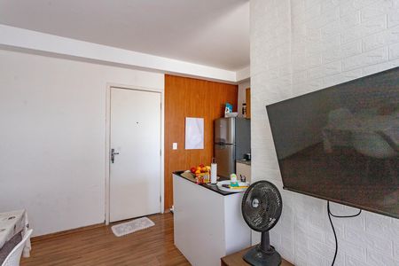 Sala de apartamento à venda com 2 quartos, 43m² em Canhema, Diadema