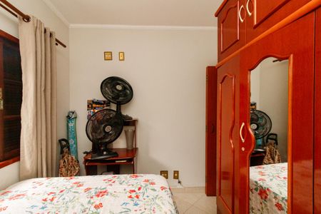 Casa para alugar com 3 quartos, 163m² em Parque Edu Chaves, São Paulo