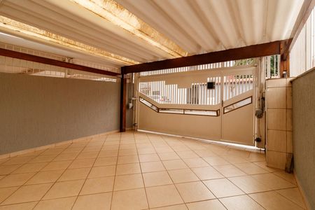Casa para alugar com 3 quartos, 163m² em Parque Edu Chaves, São Paulo