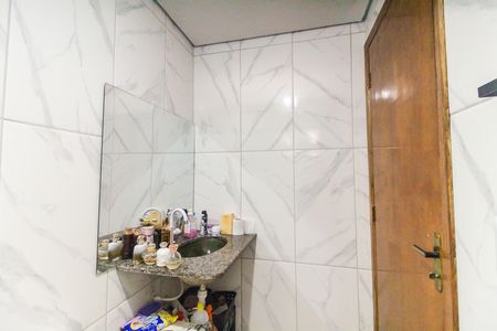 Banheiro de apartamento à venda com 2 quartos, 45m² em Vila Santana, São Paulo