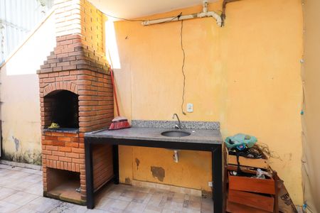 Casa para alugar com 125m², 2 quartos e 2 vagasÁrea externa