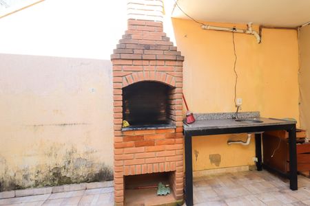 Casa para alugar com 125m², 2 quartos e 2 vagasÁrea externa
