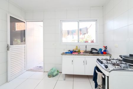 Casa para alugar com 125m², 2 quartos e 2 vagasCozinha