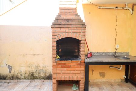 Casa para alugar com 125m², 2 quartos e 2 vagasÁrea externa