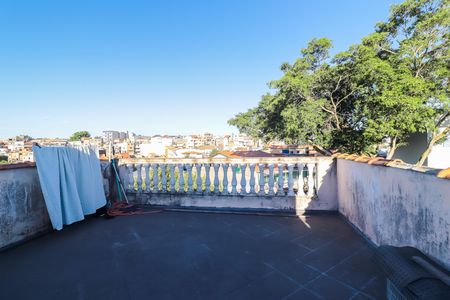 Terraço de casa à venda com 4 quartos, 300m² em Parque Savoi City, São Paulo