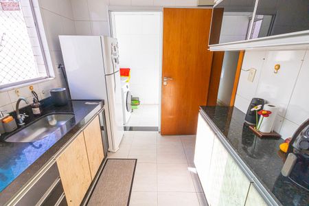 Apartamento para alugar com 85m², 3 quartos e 2 vagas Apartamento para alugar com 85m², 3 quartos e 2 vagascozinha