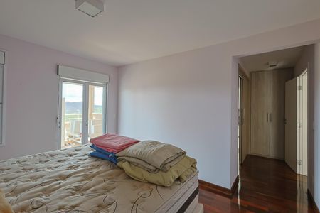 Casa de condomínio para alugar com 380m², 4 quartos e 4 vagas