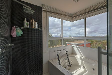 Casa de Condomínio para alugar com 4 quartos, 380m² em Alphaville - Lagoa dos Ingleses, Nova Lima