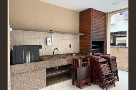 Apartamento à venda com 74m², 3 quartos e 1 vaga Apartamento à venda com 74m², 3 quartos e 1 vagaÁrea comum - Churrasqueira