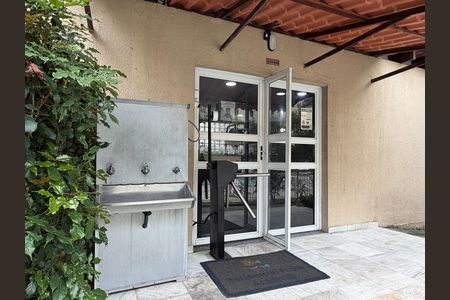 Apartamento à venda com 74m², 3 quartos e 1 vaga Apartamento à venda com 74m², 3 quartos e 1 vagaÁrea comum - Academia