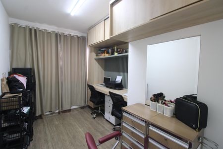 Apartamento à venda com 74m², 3 quartos e 1 vagaQuarto 2