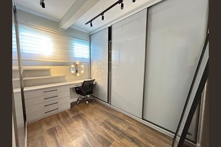 Casa de condomínio para alugar com 100m², 2 quartos e 2 vagas Casa de condomínio para alugar com 100m², 2 quartos e 2 vagasSuíte Closet