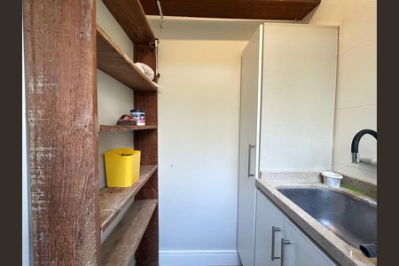 Casa de condomínio para alugar com 100m², 2 quartos e 2 vagas Casa de condomínio para alugar com 100m², 2 quartos e 2 vagasÁrea de Serviço