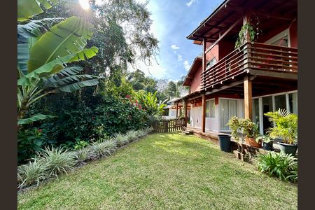 Jardim de casa de condomínio para alugar com 2 quartos, 100m² em Itacorubi, Florianópolis