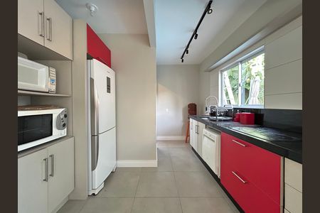 Casa de condomínio para alugar com 100m², 2 quartos e 2 vagas Casa de condomínio para alugar com 100m², 2 quartos e 2 vagasCozinha