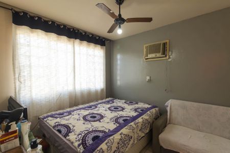 Quarto 1 de casa à venda com 2 quartos, 80m² em Venda da Cruz, São Gonçalo