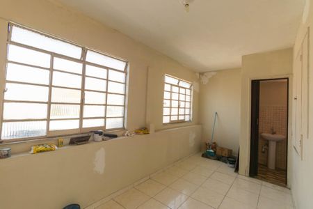 Quarto de Serviço de casa à venda com 2 quartos, 80m² em Venda da Cruz, São Gonçalo