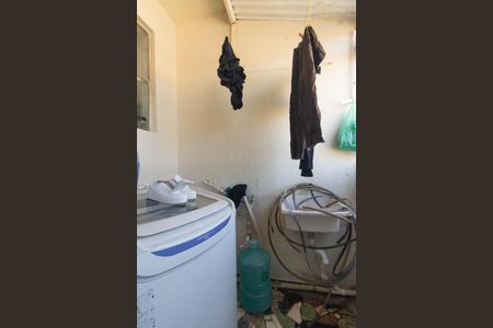 Casa à venda com 80m², 2 quartos e sem vagaÁrea de Serviço