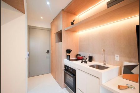 Cozinha de kitnet/studio para alugar com 1 quarto, 20m² em Vila Nova Conceição, São Paulo