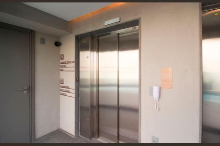Área comum de kitnet/studio para alugar com 1 quarto, 20m² em Vila Nova Conceição, São Paulo