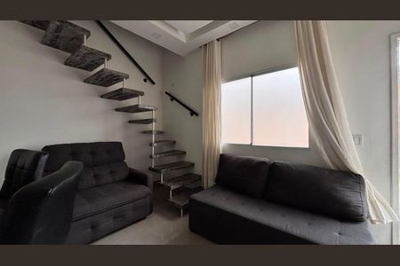 Casa de condomínio para alugar com 48m², 2 quartos e 2 vagas Casa de condomínio para alugar com 48m², 2 quartos e 2 vagasSala/Cozinha
