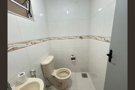 Casa para alugar com 67m², 2 quartos e 1 vagaBanheiro 2
