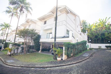 Fachada da Casa de casa de condomínio à venda com 4 quartos, 515m² em Jardim dos Estados, São Paulo
