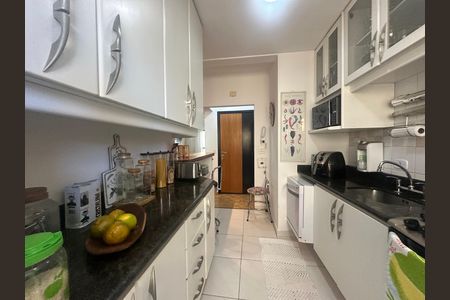 Apartamento à venda com 75m², 2 quartos e 1 vaga Apartamento à venda com 75m², 2 quartos e 1 vagaCozinha