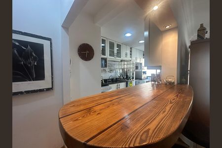 Apartamento à venda com 75m², 2 quartos e 1 vaga Apartamento à venda com 75m², 2 quartos e 1 vagaCozinha