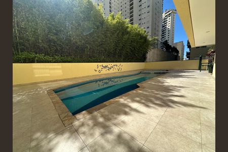 Apartamento à venda com 75m², 2 quartos e 1 vaga Apartamento à venda com 75m², 2 quartos e 1 vagaÁrea comum - Piscina