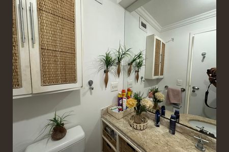 Apartamento à venda com 75m², 2 quartos e 1 vaga Apartamento à venda com 75m², 2 quartos e 1 vagaBanheiro