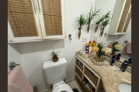 Apartamento à venda com 75m², 2 quartos e 1 vaga Apartamento à venda com 75m², 2 quartos e 1 vagaBanheiro
