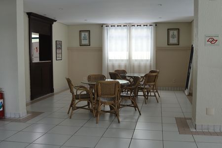 Apartamento à venda com 75m², 2 quartos e 1 vaga Apartamento à venda com 75m², 2 quartos e 1 vagaÁrea comum - Salão de festas