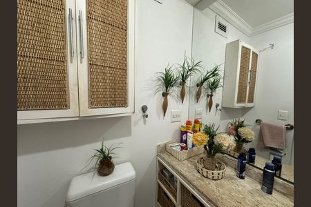 Apartamento à venda com 75m², 2 quartos e 1 vaga Apartamento à venda com 75m², 2 quartos e 1 vagaBanheiro