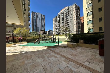 Apartamento à venda com 75m², 2 quartos e 1 vaga Apartamento à venda com 75m², 2 quartos e 1 vagaÁrea comum - Playground